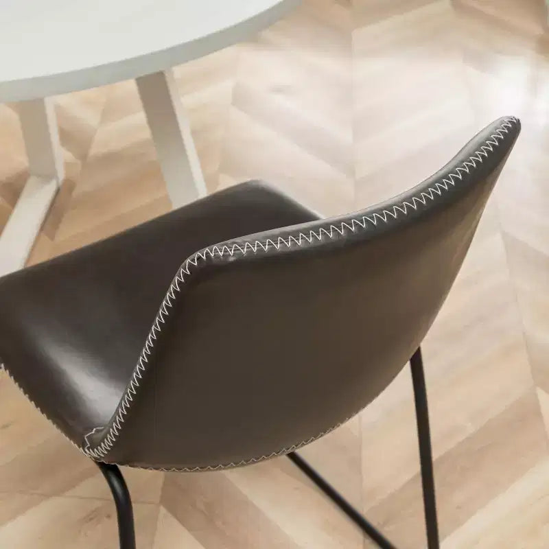 Ensemble de salle à manger rond Varna Roundhill Furniture, table à manger à tréteaux avec 4 chaises élégantes, 5 pièces