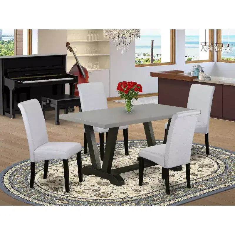 Table à manger rectangulaire 5 pièces HomeStock en chêne naturel avec plateau en bois massif et 4 chaises Parson