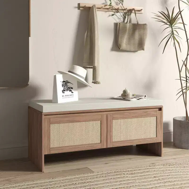 Banc à chaussures style bohème en rotin PP avec coussin, banc d'entrée robuste en bois pour s'asseoir et ranger, organiseur de chaussures à 2 portes