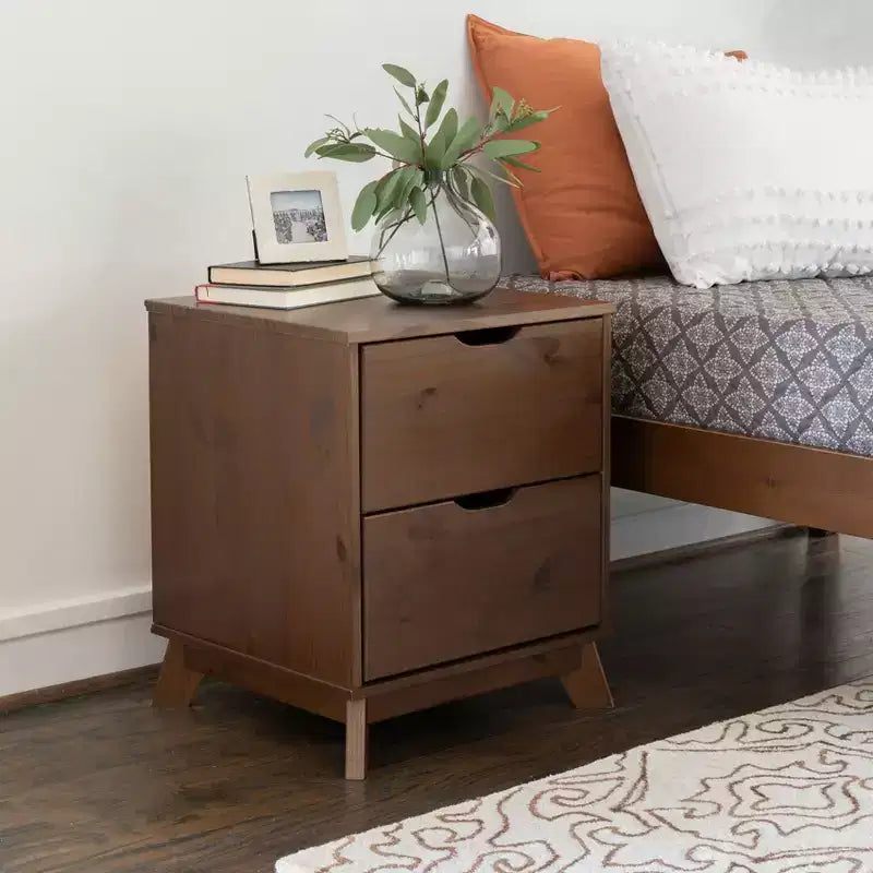 Commode et table de chevet Powell Pensy Twin Platform Bed